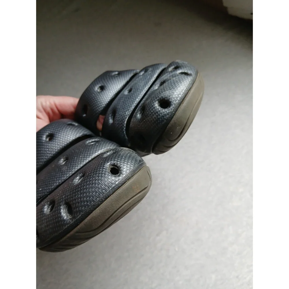 Keen Sandals Mens 7 Yogui Arts Outdoor Hiking Beach Casual Comfort Slide Clog